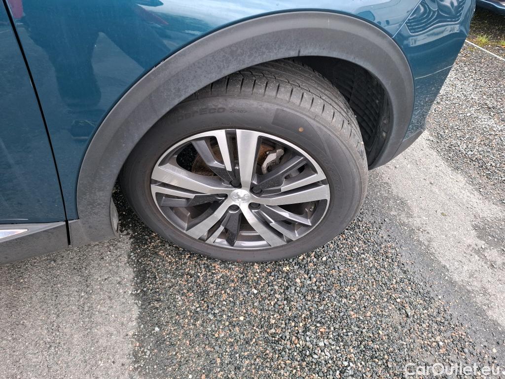  Peugeot  5008  Allure Pack 1.5 HDi 130CV BVA8 7 Sieges E6d / VO RECONDITIONNE - PHOTOS AVANT RECONDITIONNEMENT #10