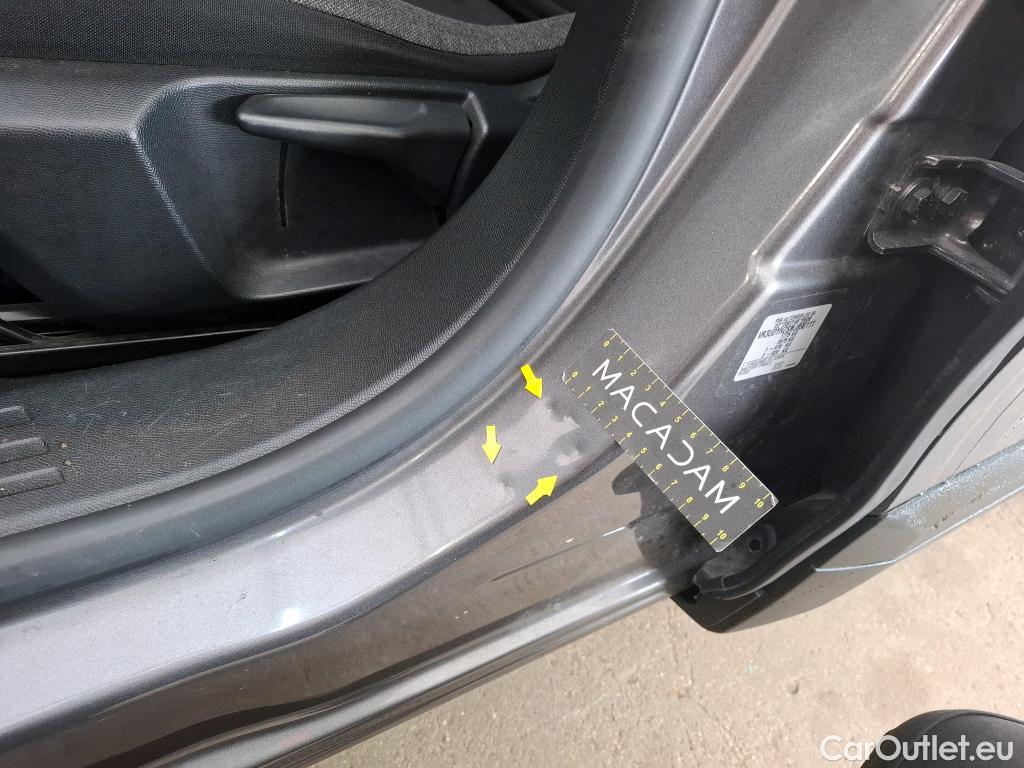  Peugeot  2008  Active Business 1.5 HDi 130CV BVA8 E6d / VO RECONDITIONNE - PHOTOS AVANT RECONDITIONNEMENT #1
