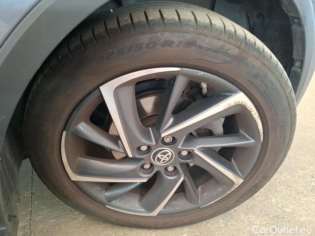  Toyota  C-HR TOYOTA  / 2016 / 5P / SUV 1.8 HYBRIDE 122 GRAPHIC #19