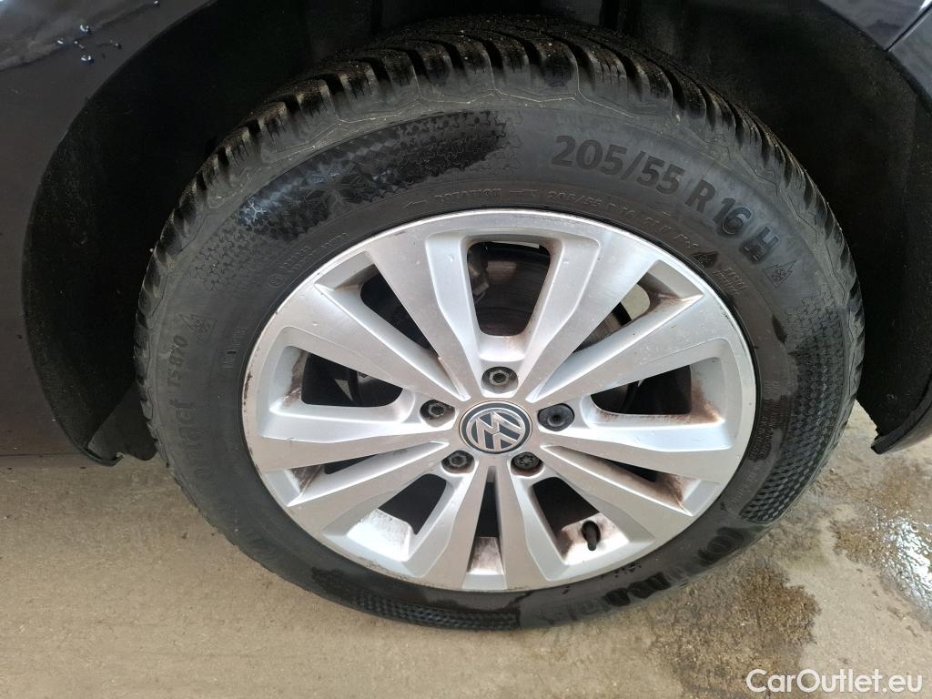  Volkswagen  Golf  VII Berline Connect Start-Stopp 1.0 TSI 115CV BVA7 E6dT #49