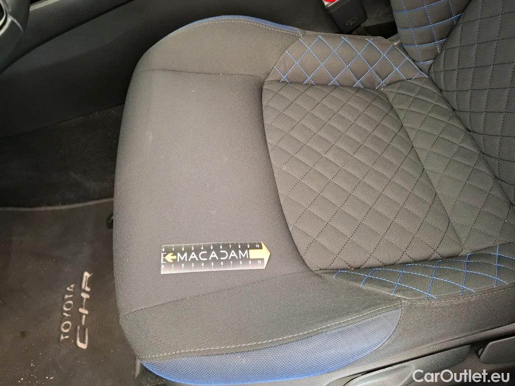  Toyota  C-HR TOYOTA  / 2016 / 5P / SUV 1.8 HYBRIDE 122 GRAPHIC #42