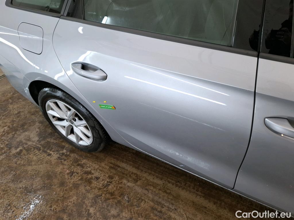  Seat  Leon SEAT  Sportstourer / 2020 / 5P / Break 1.0 eTSI 110 DSG SS Style Business / VO RECONDITIONNE - PHOTOS AVANT RECONDITIONNEMENT #6