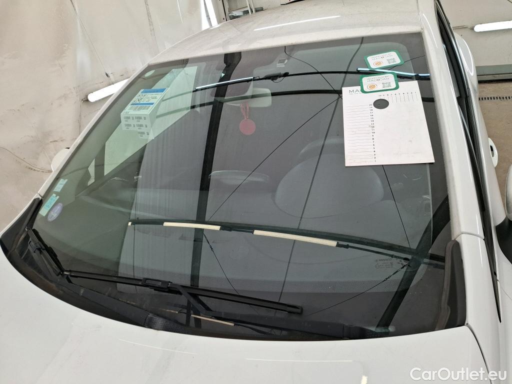  Renault  Clio RENAULT  / 2016 / 5P / Berline &Business TCe 90 #9