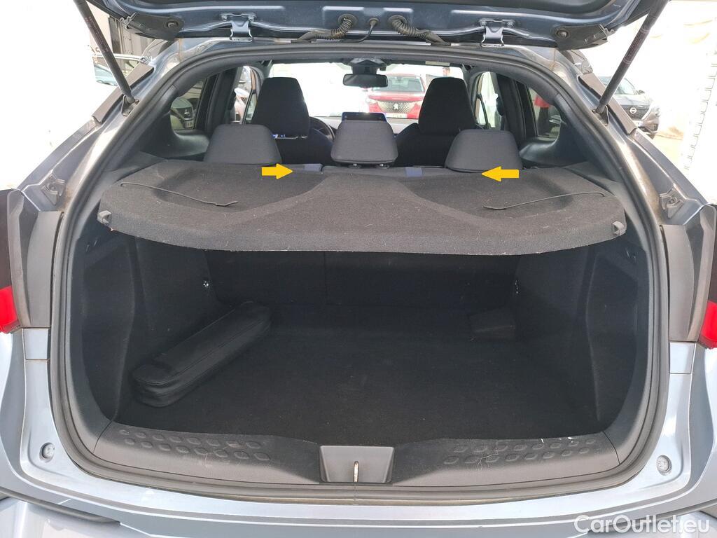  Toyota  C-HR TOYOTA  / 2016 / 5P / SUV 1.8 HYBRIDE 122 GRAPHIC #9