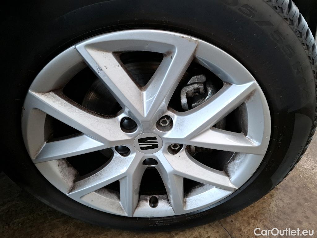  Seat  Leon SEAT  Sportstourer / 2020 / 5P / Break 1.0 eTSI 110 DSG SS Style Business / VO RECONDITIONNE - PHOTOS AVANT RECONDITIONNEMENT #15