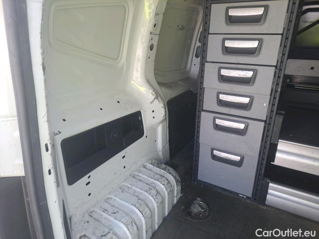  Fiat  Fiorino FIAT  / 2016 / 3P / furgón derivado de turismo Cargo Base 1.4 Natural Power 51kW (70CV) #16