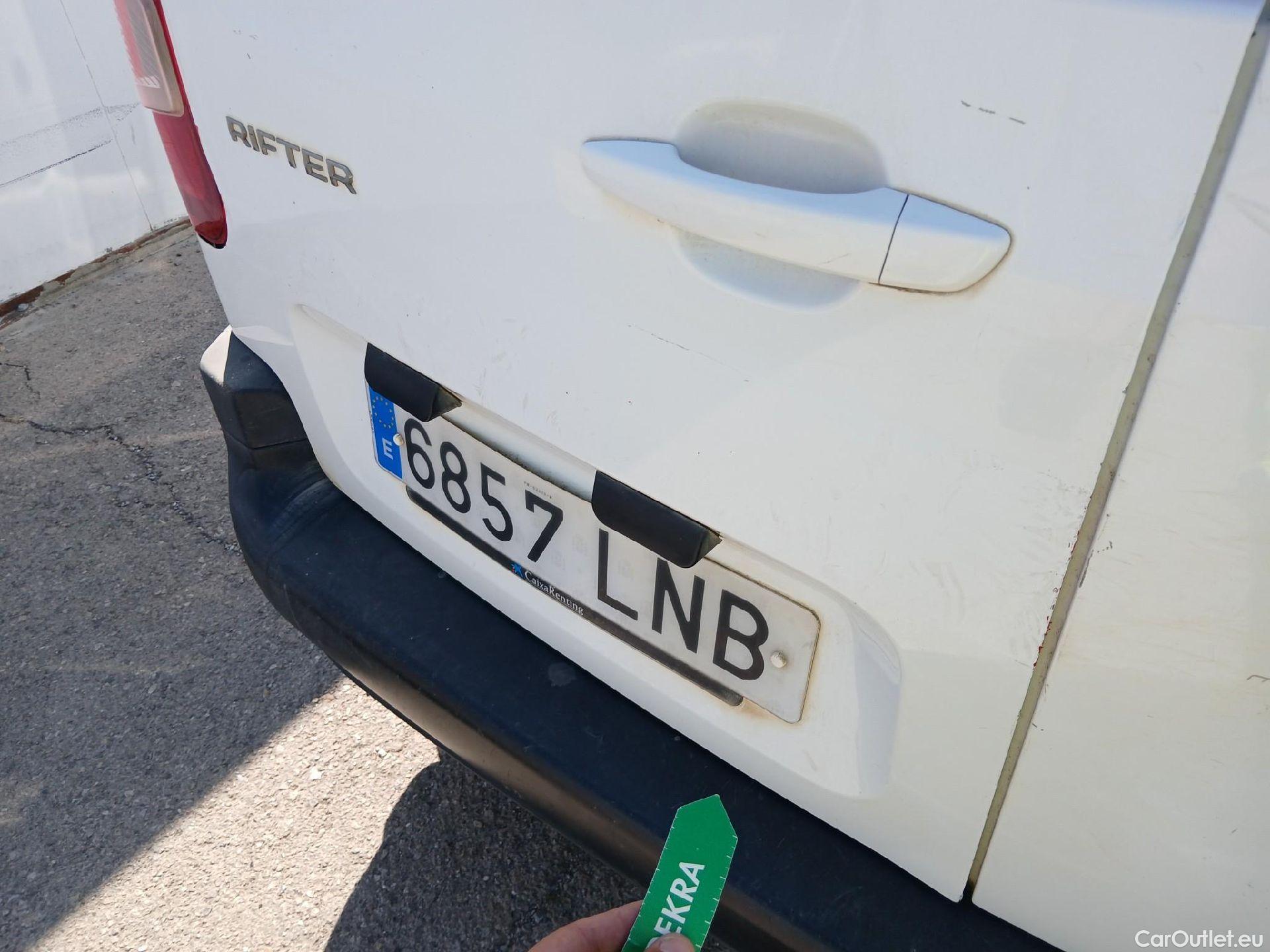  Peugeot  RIFTER PEUGEOT  / 4P / combi Active Standard BlueHDi 100 CV  #54