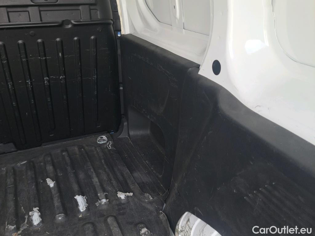  Citroen  Berlingo CITROEN  / 2018 / 3P / furgón derivado de turismo Talla M BlueHDi 100 CONTROL #24
