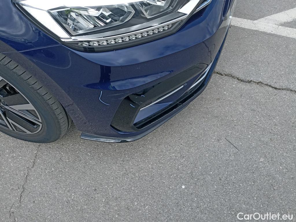  Volkswagen  Touran VOLKSWAGEN  / 5P / Sport 2.0 TDI 150 CV DSG #25