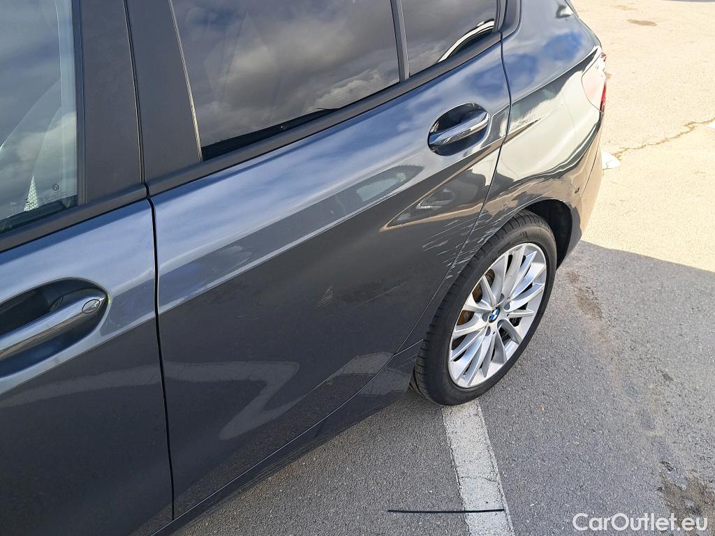  Bmw  Serie 1 BMW  / 2019 / 5P / berlina con portón 118i #3