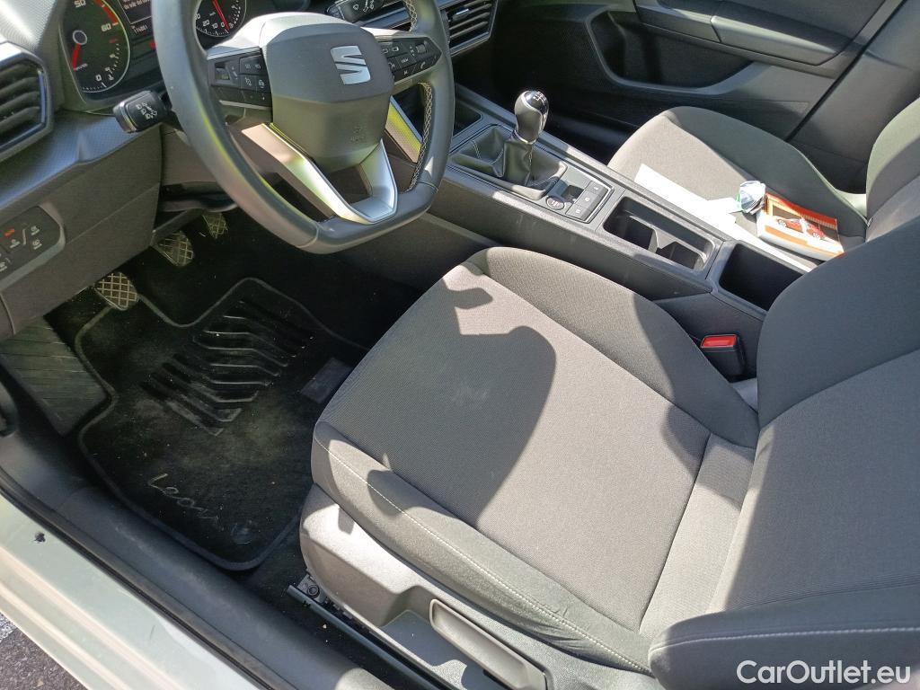  Seat  Leon SEAT Nuevo León / 2020 / 5P / familiar SP 2.0 TDI 85kW Reference Go #9