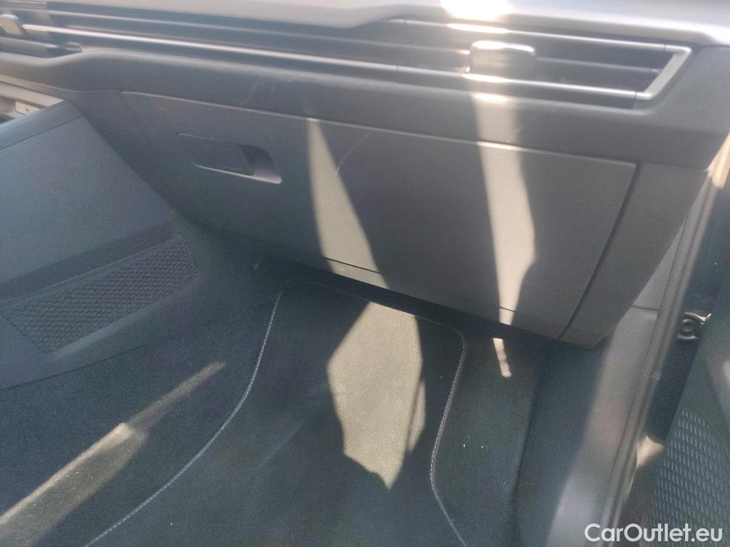  Volkswagen  Golf  VOLKSWAGEN 1.0 TSI 110 CV #23