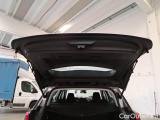  Peugeot  5008 PEUGEOT  / 2017 / 5P / SUV BLUEHDI 130 BUSINESS EAT8 S/S AUT. #135