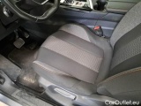  Peugeot  5008 PEUGEOT  / 2017 / 5P / SUV BLUEHDI 130 BUSINESS EAT8 S/S AUT. #163