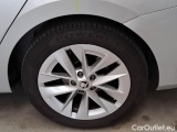  Skoda  Octavia SKODA  WAGON / 2020 / 5P / STATION WAGON 2.0 TDI EVO 110KW STYLE DSG #107