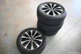  Volvo  XC60  Plus Dark AWD 2.0 B4 145KW AT8 E6d #65