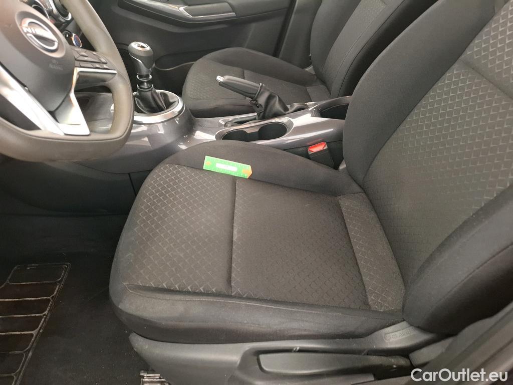  Nissan  Juke NISSAN  / 2019 / 5P / Crossover DIG-T 114 BVM6 Acenta #1