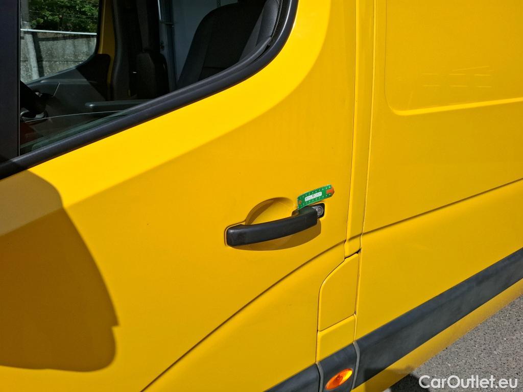  Renault  Master RENAULT  / 2019 / 4P / Fourgon tôlé FG Z.E.Tr CF F3100 L3H2 R75 AI - 19 #40