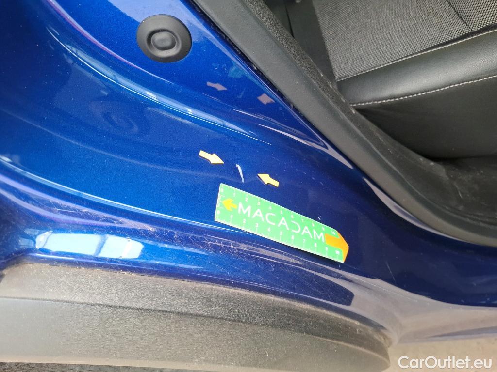  Renault  Captur RENAULT  / 2019 / 5P / SUV Intens E-Tech hybride recharg 160 - 21 #16
