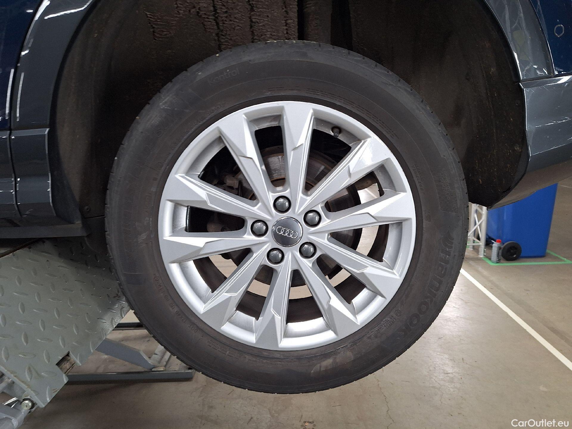 Audi  Q3 Audi,  SB '19, Audi  Sportback 35 TDI S tronic 5d #10