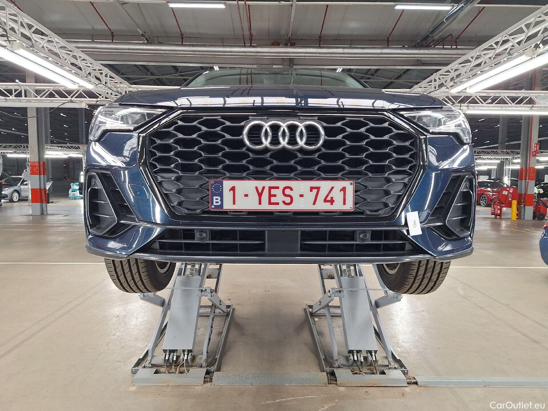  Audi  Q3 Audi,  SB '19, Audi  Sportback 35 TDI S tronic 5d #18