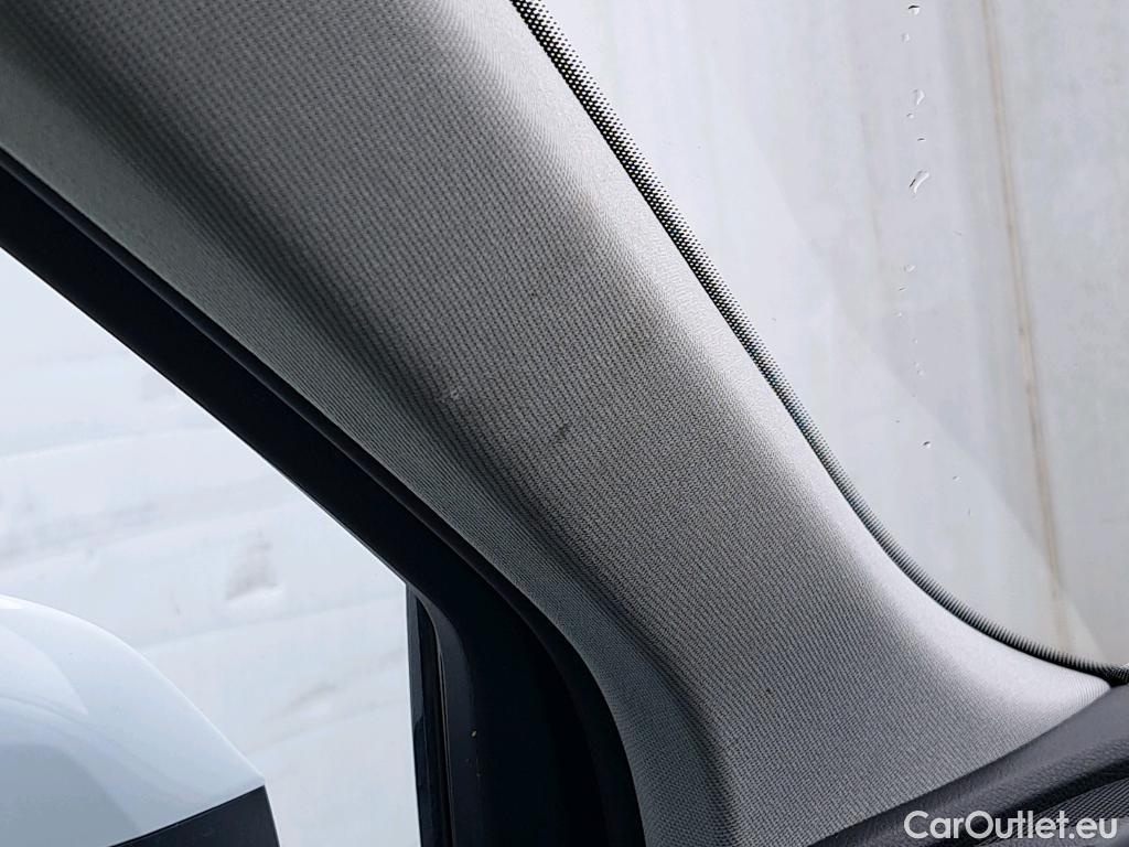  Audi  Q5 AUDI  / 5P / Advanced 40 TDI 204 CV quattro-ultra #10