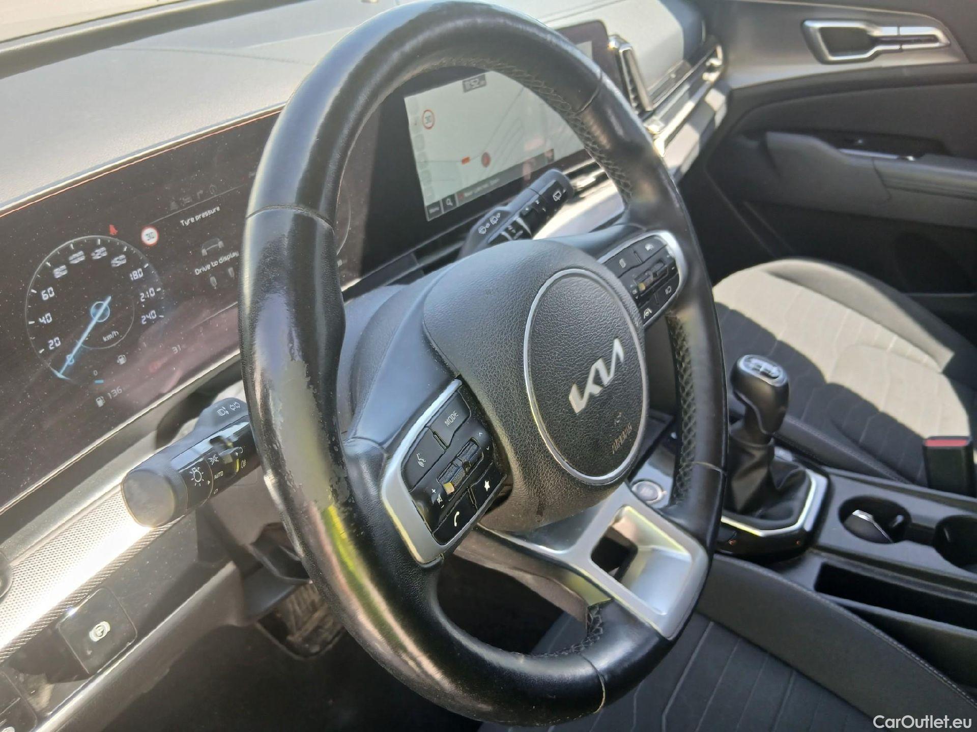  KIA  Sportage KIA  / 2022 / 5P / todoterreno 1.6 CRDi MHEV 100kW (136CV) Tech 4X2 #3