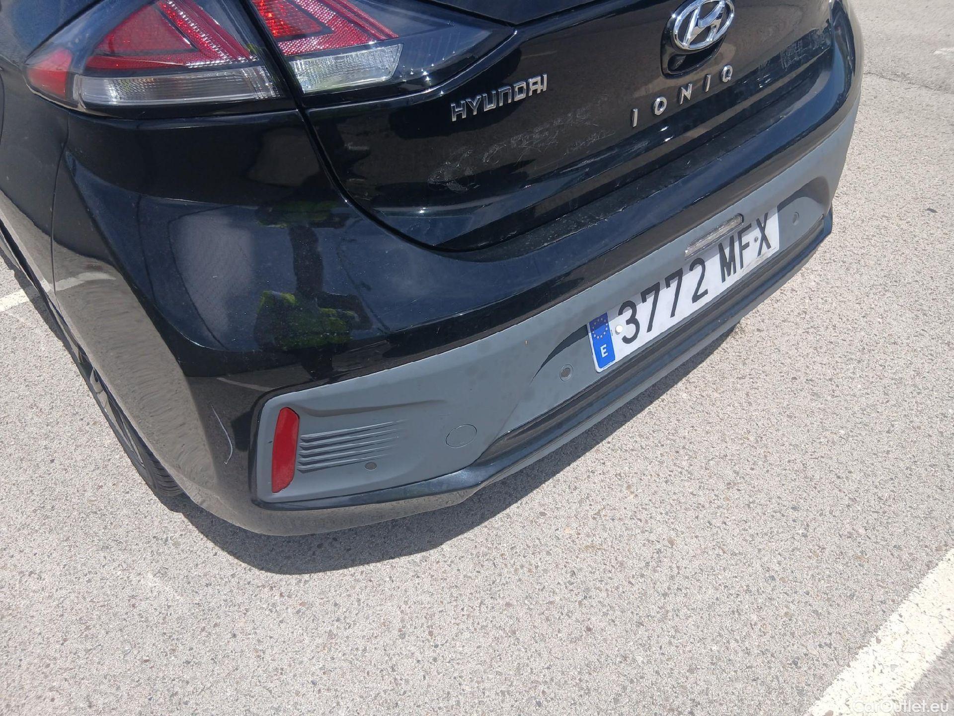  Hyundai   Ioniq HYUNDAI / 5P / 1.6 GDI HEV Tecno DCT 140 CV #22