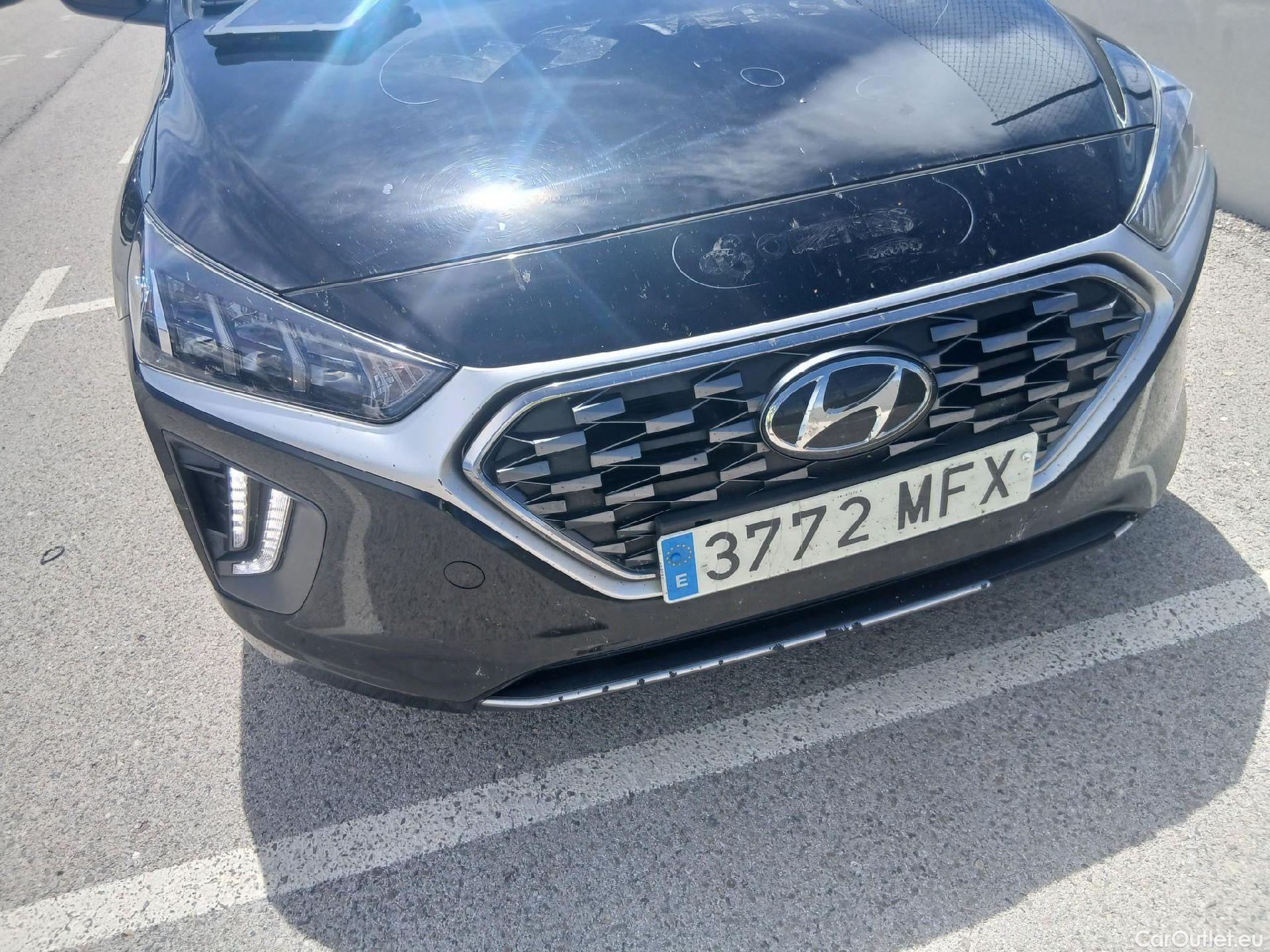  Hyundai   Ioniq HYUNDAI / 5P / 1.6 GDI HEV Tecno DCT 140 CV #6