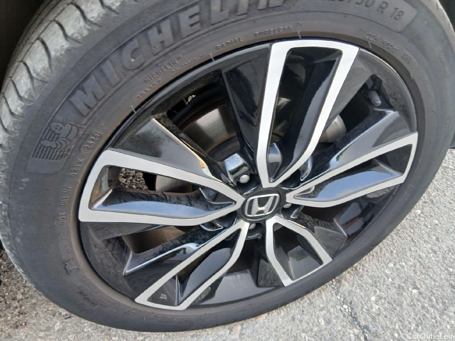  Honda  HR-V HONDA  / 2021 / 5P / todoterreno 1.5 i-MMD Advance 4x2 #22