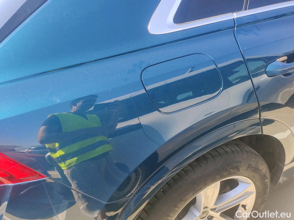  Audi  Q8 AUDI   55 TFSIe quattro tiptronic 340 CV  #5