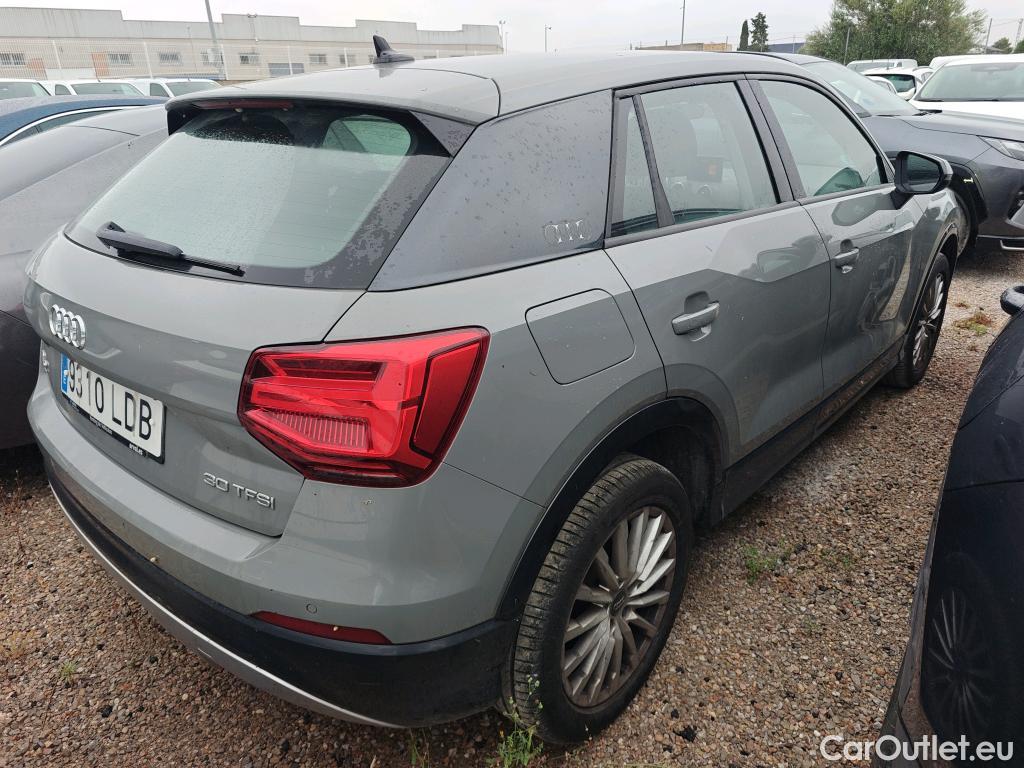  Audi  Q2 AUDI  / 2016 / 5P / todoterreno Design 30 TFSI 85kW (116CV) #28