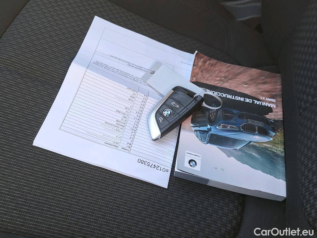  Bmw  X1 BMW  / 2019 / 5P / todoterreno sDrive18dA Corporate #19