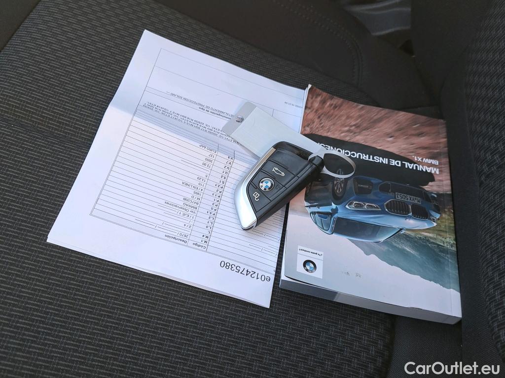  Bmw  X1 BMW  / 2019 / 5P / todoterreno sDrive18dA Corporate #1