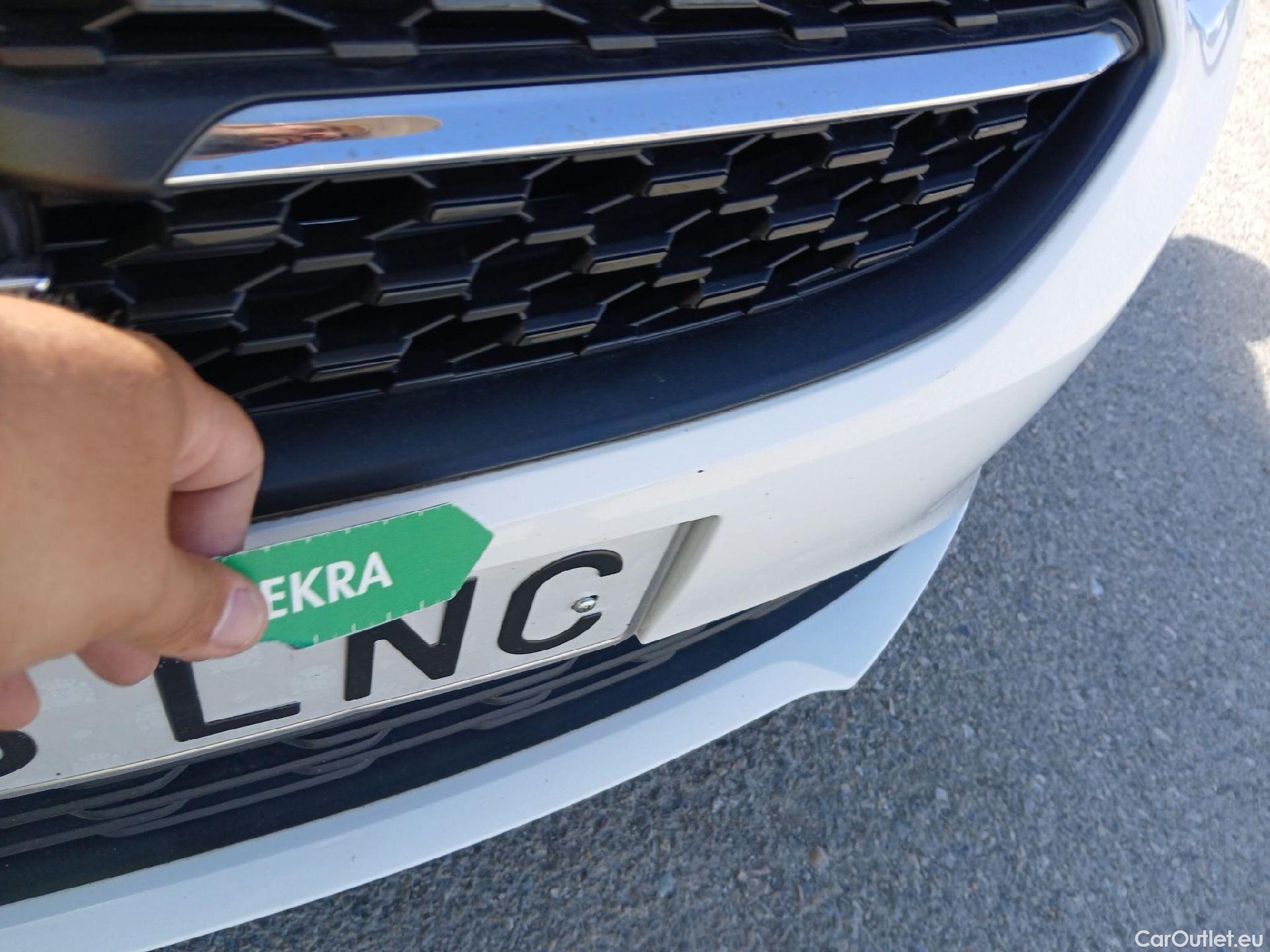  Opel  Corsa OPEL  / 2019 / 5P / berlina con portón 1.2T XHL 74kW (100CV) Edition #4