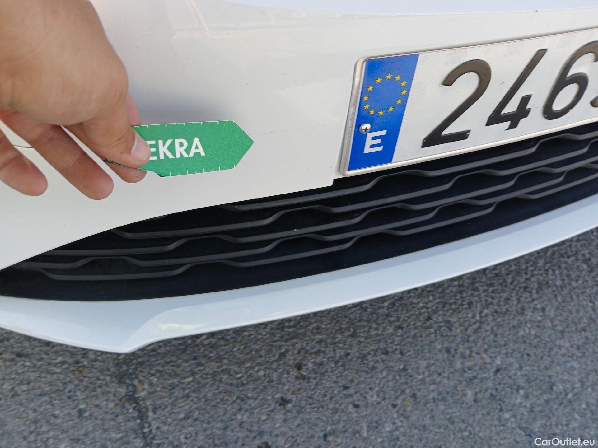  Opel  Corsa OPEL  / 2019 / 5P / berlina con portón 1.2T XHL 74kW (100CV) Edition #5