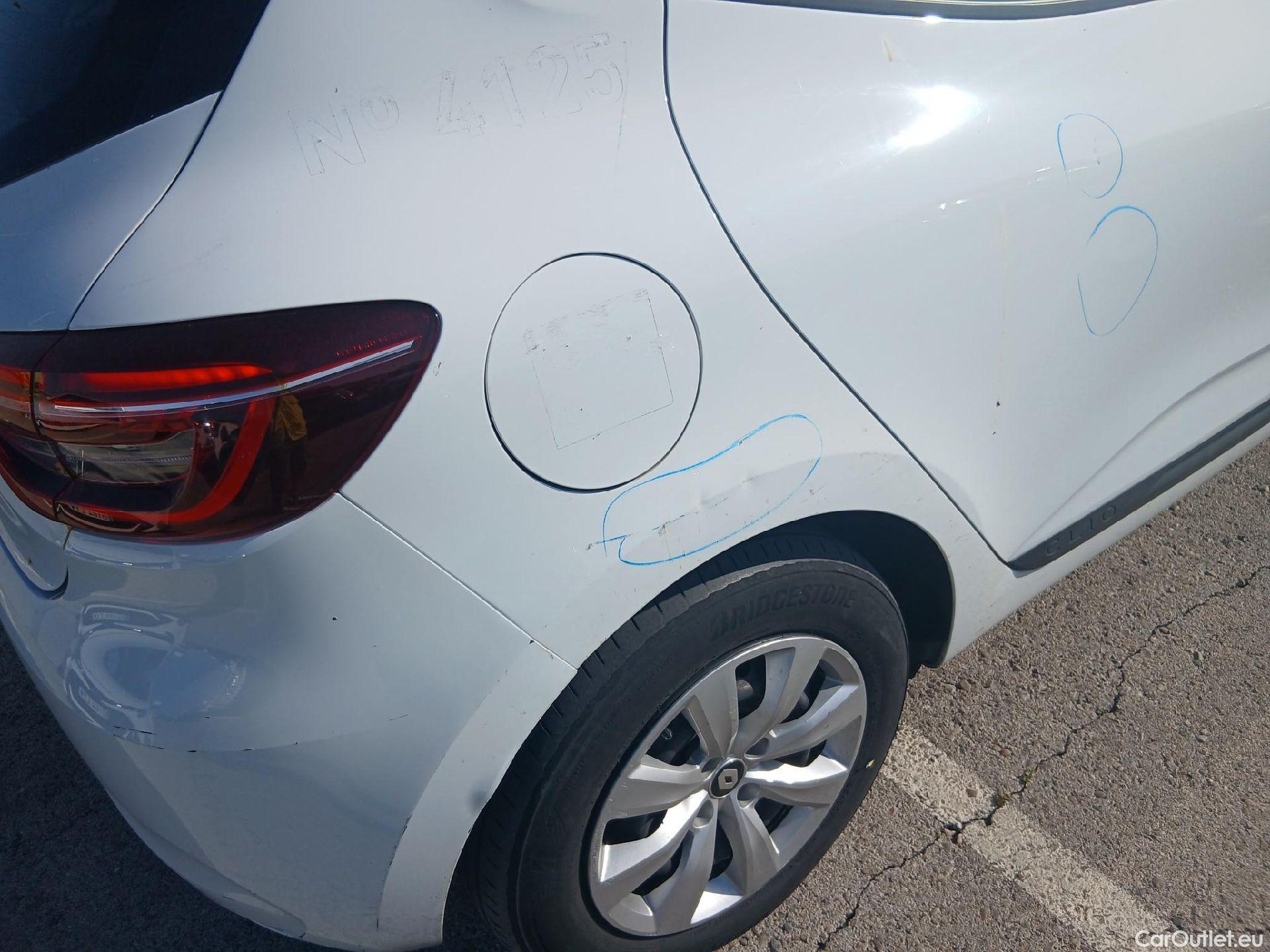  Renault  Clio RENAULT  / 2019 / 5P / berlina con portón Business Blue dCi 74kW (100CV) #23
