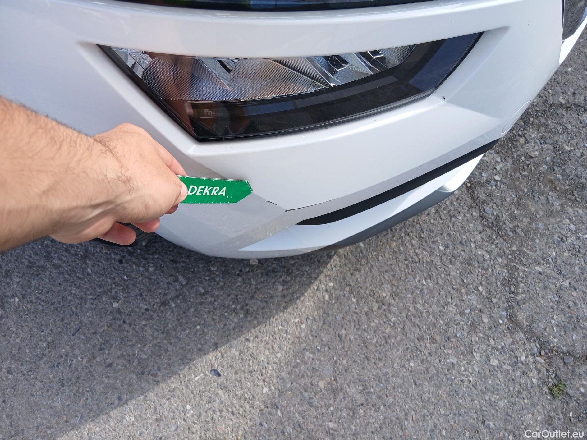 Skoda  KAMIQ SKODA  1.0 TSI 110 CV DSG Ambition #4