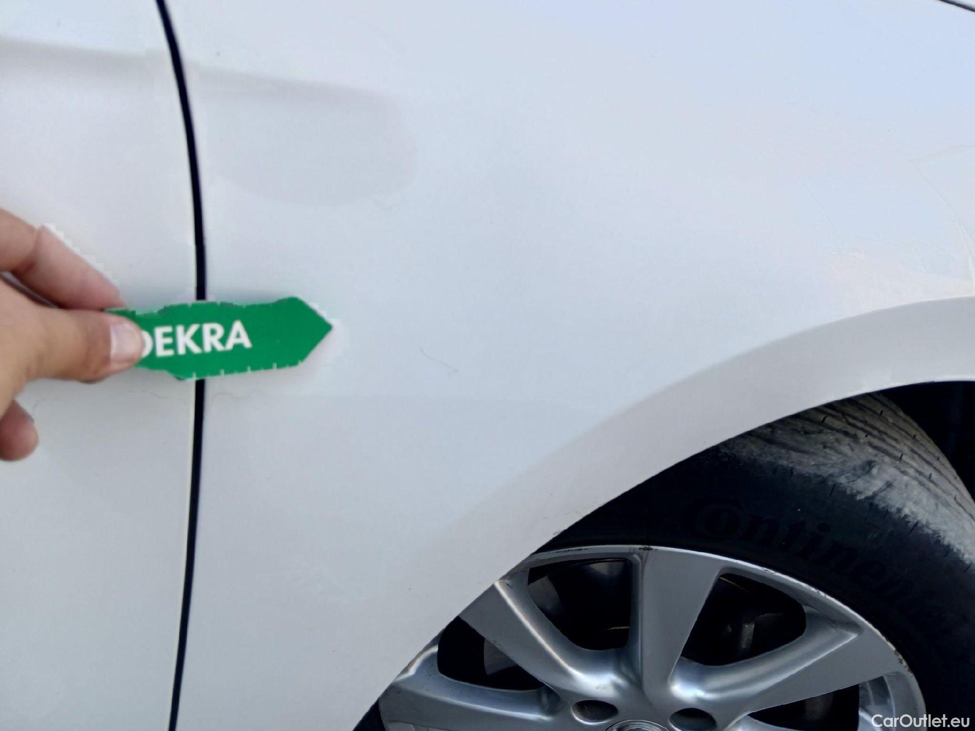  Opel  Corsa OPEL  / 2019 / 5P / berlina con portón 1.2T XHL 74kW (100CV) Edition #30