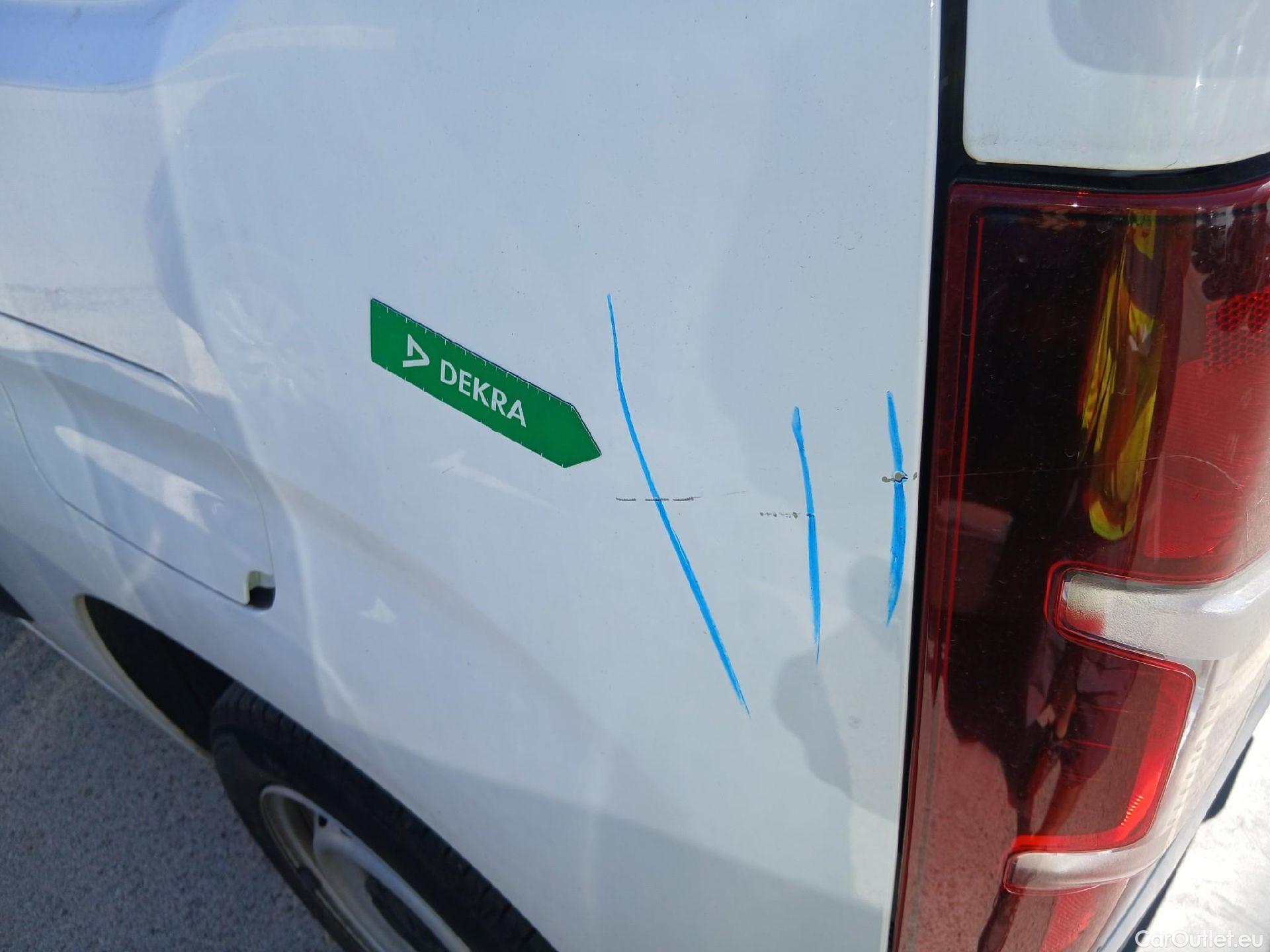  Citroen  Berlingo CITROEN  / 2018 / 3P / furgón derivado de turismo Talla M BlueHDi 100 CONTROL #11