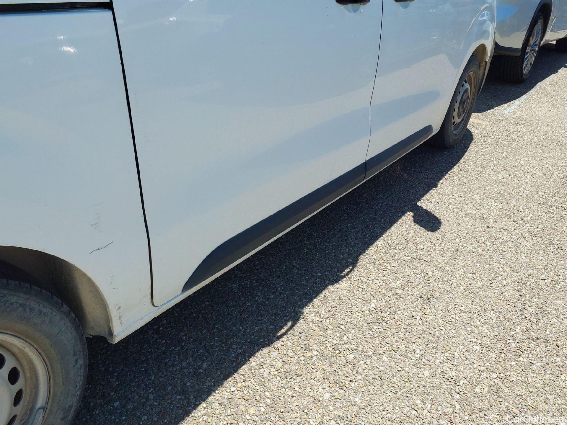  Citroen  Jumpy CITROEN  / 4P / Talla M BlueHDi 100 CV Control #20