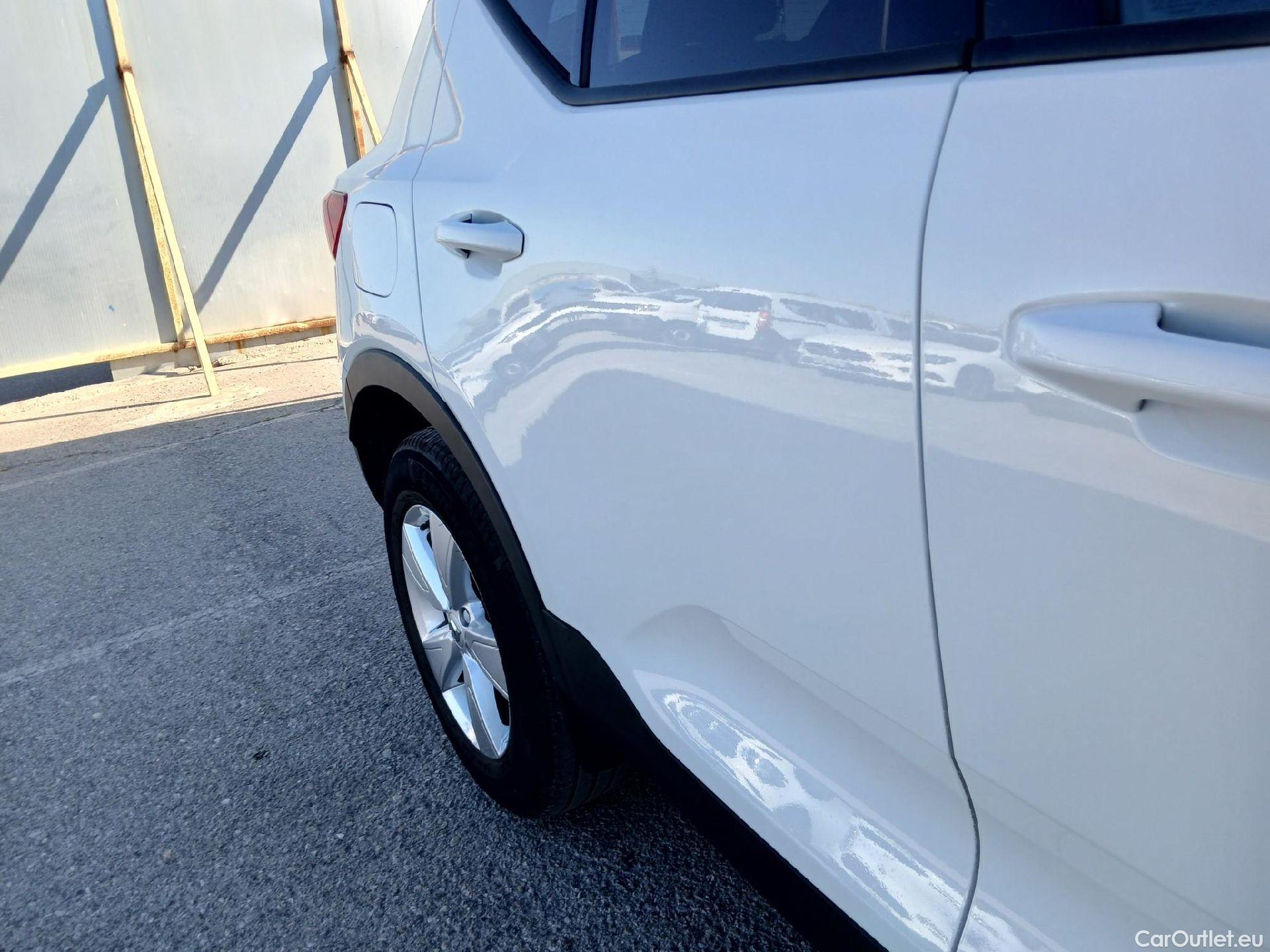  Volvo  XC 40 VOLVO XC40 / 2017 / 5P / todoterreno 1.5 T2 Momentum Core #25