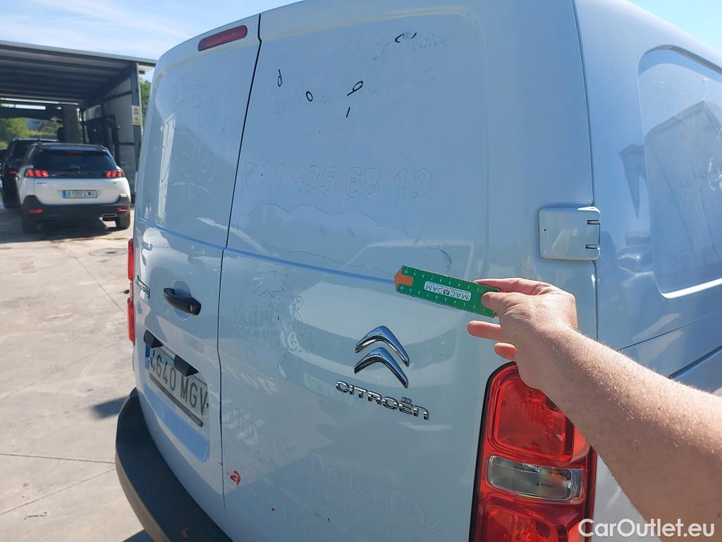  Citroen  Jumpy CITROEN  / 2016 / 4P / furgón Talla M BlueHDi 100 S&S 6v Control #27