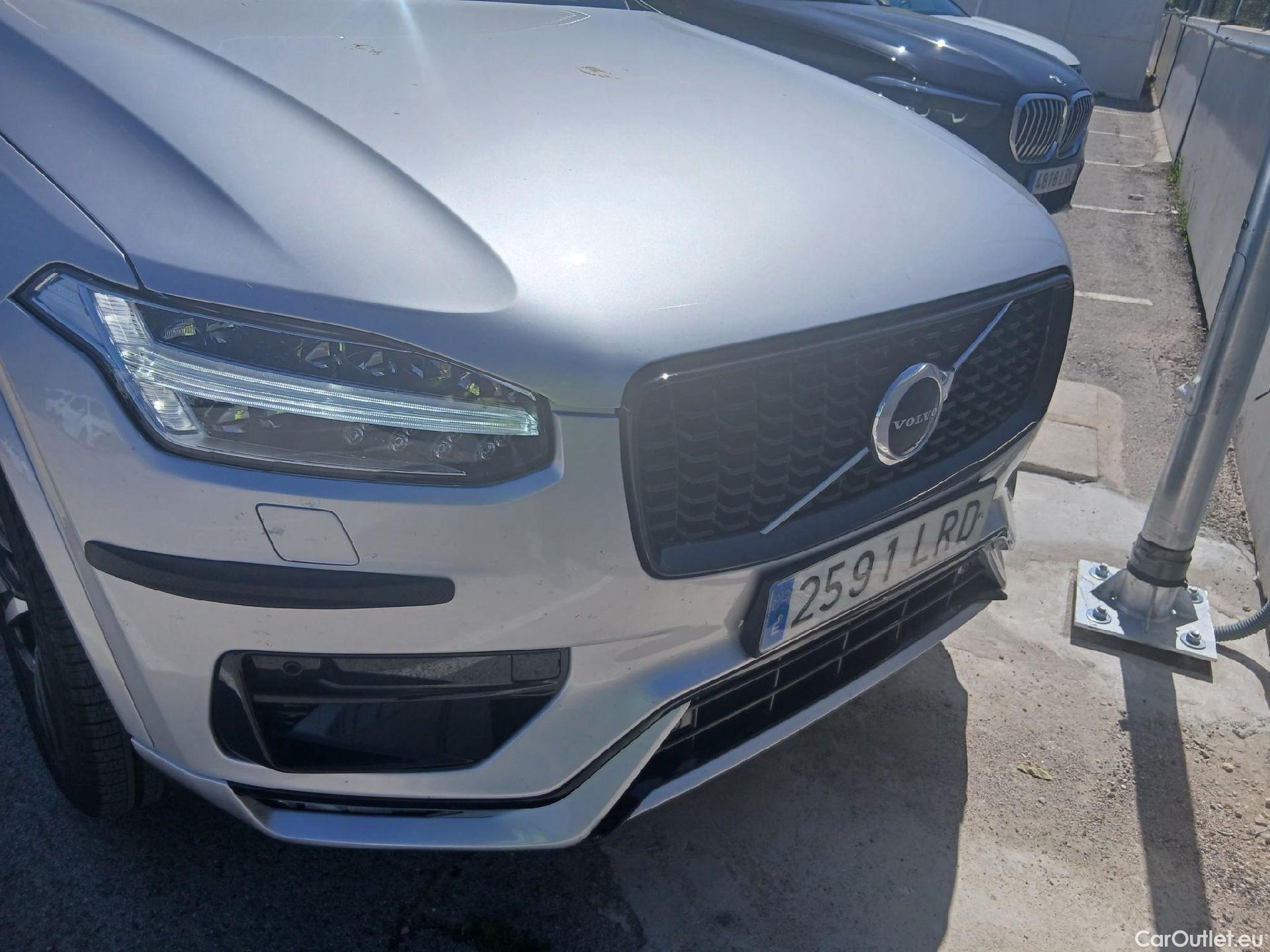  Volvo  XC90 VOLVO  / 2019 / 5P / todoterreno 2.0 B5 D AWD R-Design Auto (AC2) #3