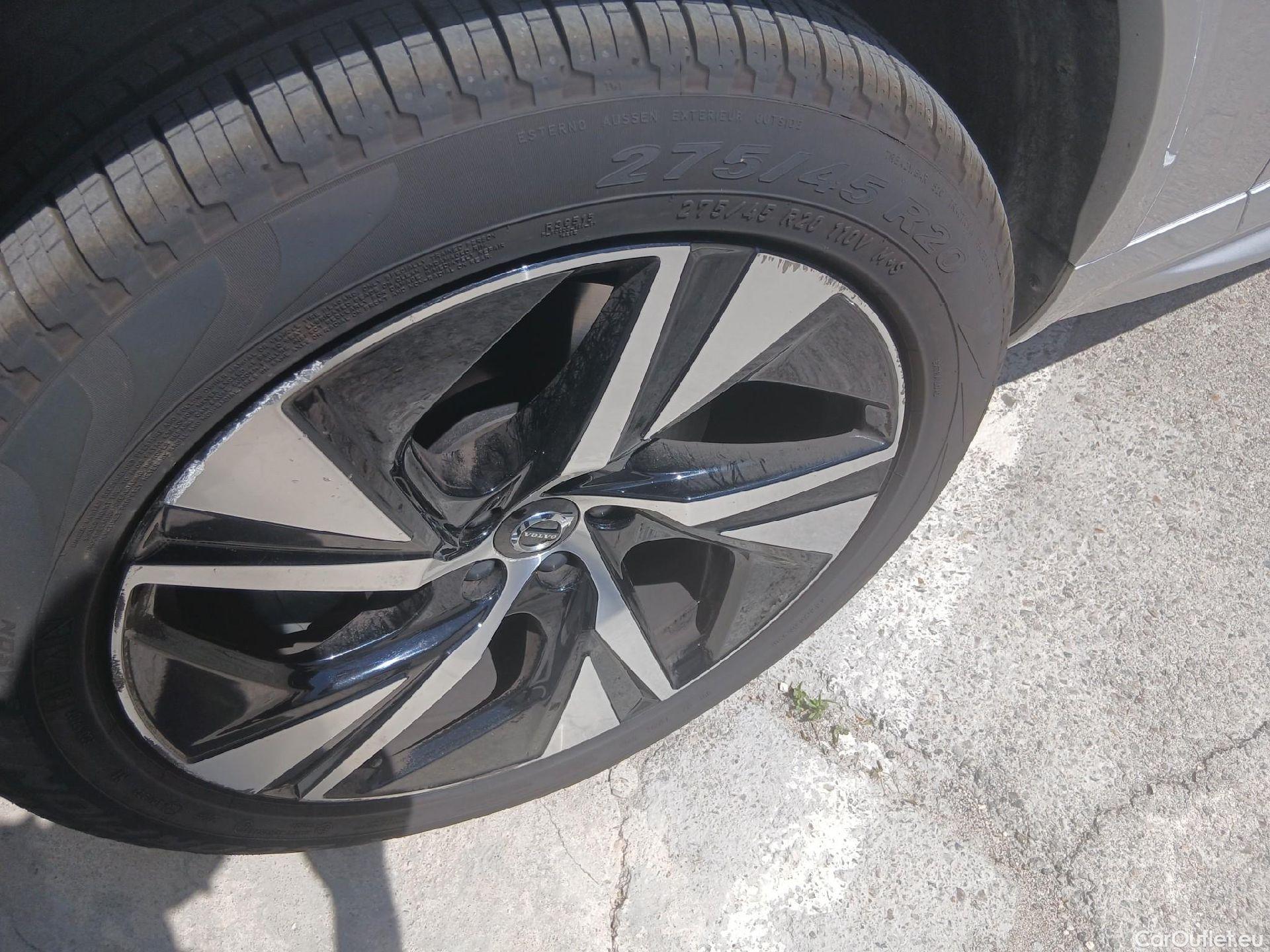  Volvo  XC90 VOLVO  / 2019 / 5P / todoterreno 2.0 B5 D AWD R-Design Auto (AC2) #12