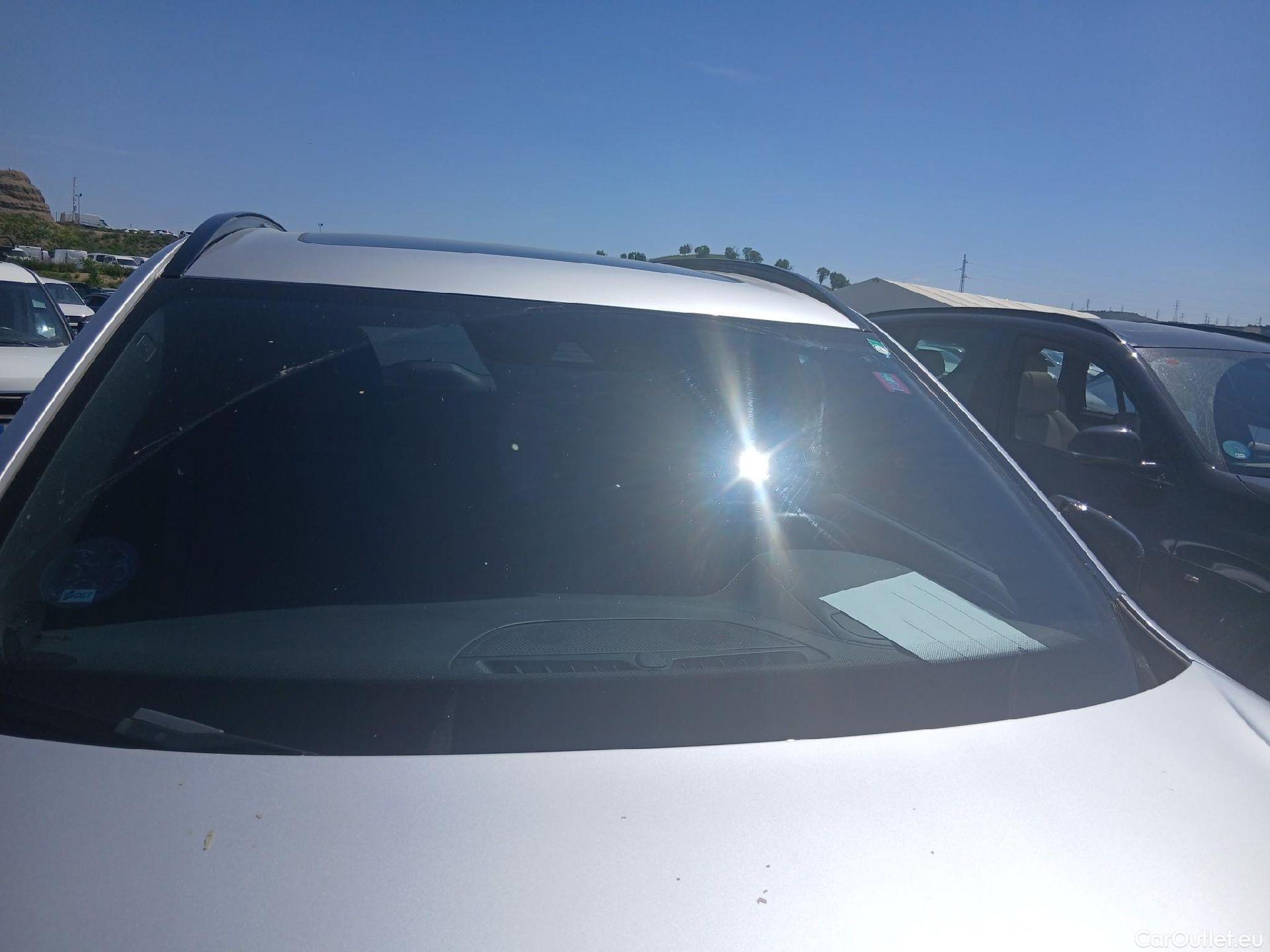  Volvo  XC90 VOLVO  / 2019 / 5P / todoterreno 2.0 B5 D AWD R-Design Auto (AC2) #26