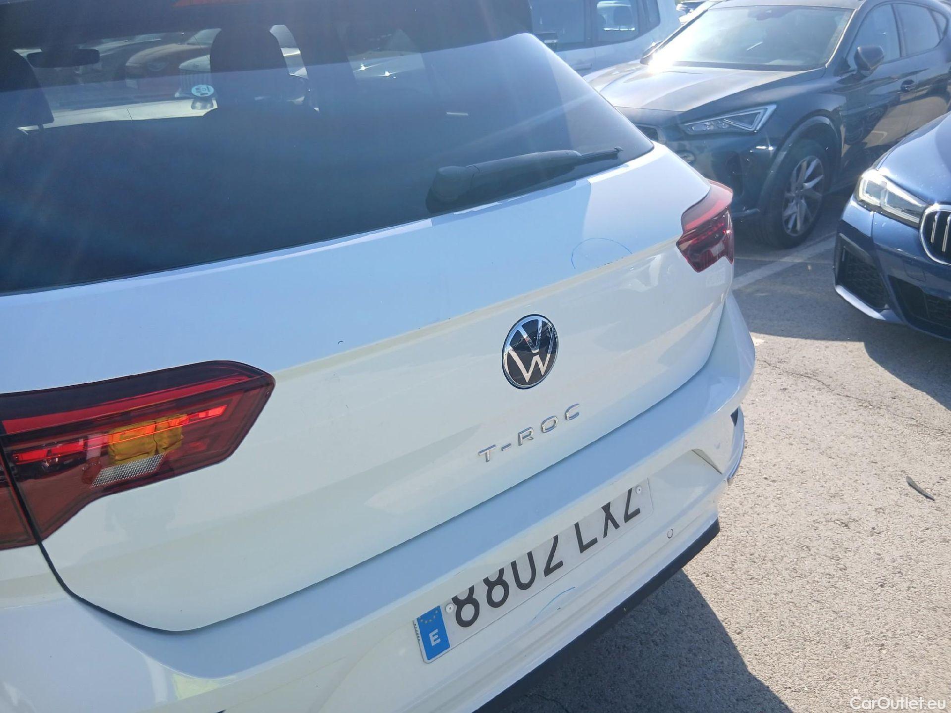  Volkswagen  T-ROC VOLKSWAGEN  / 2017 / 5P / todoterreno Advance R-Line 1.0 TSI 81kW (110CV) #18