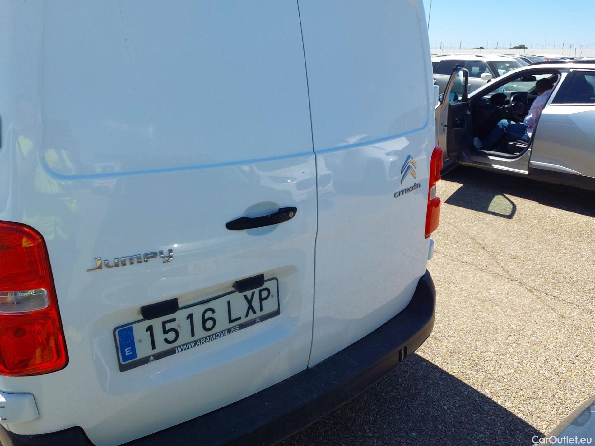  Citroen  Jumpy CITROEN  / 4P / Talla M BlueHDi 100 CV Control #13