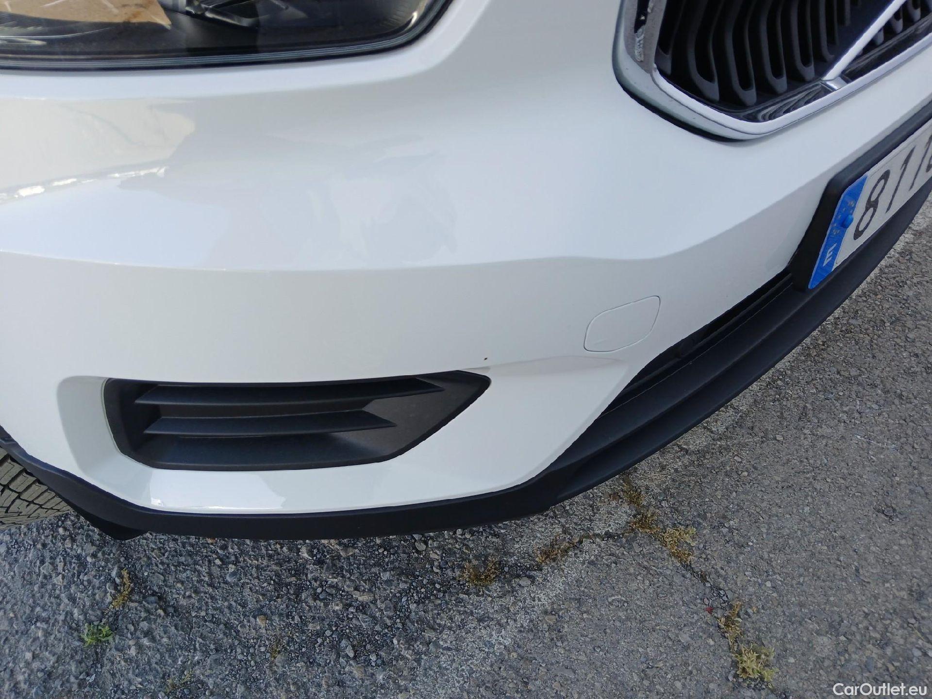  Volvo  XC 40 VOLVO XC40 / 2017 / 5P / todoterreno 1.5 T2 Momentum Core #14