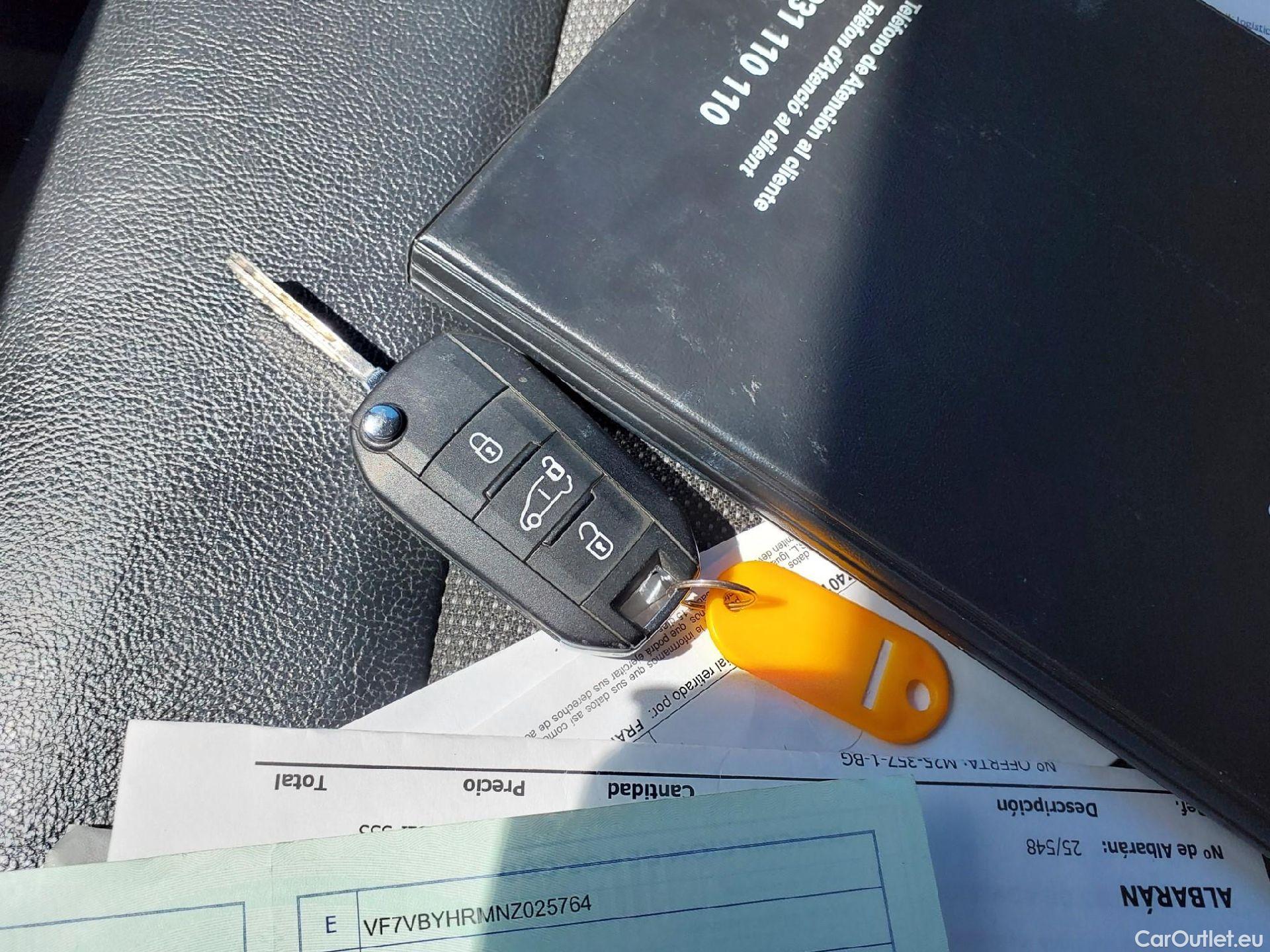  Citroen  Jumpy CITROEN  / 4P / Talla M BlueHDi 100 CV Control #2